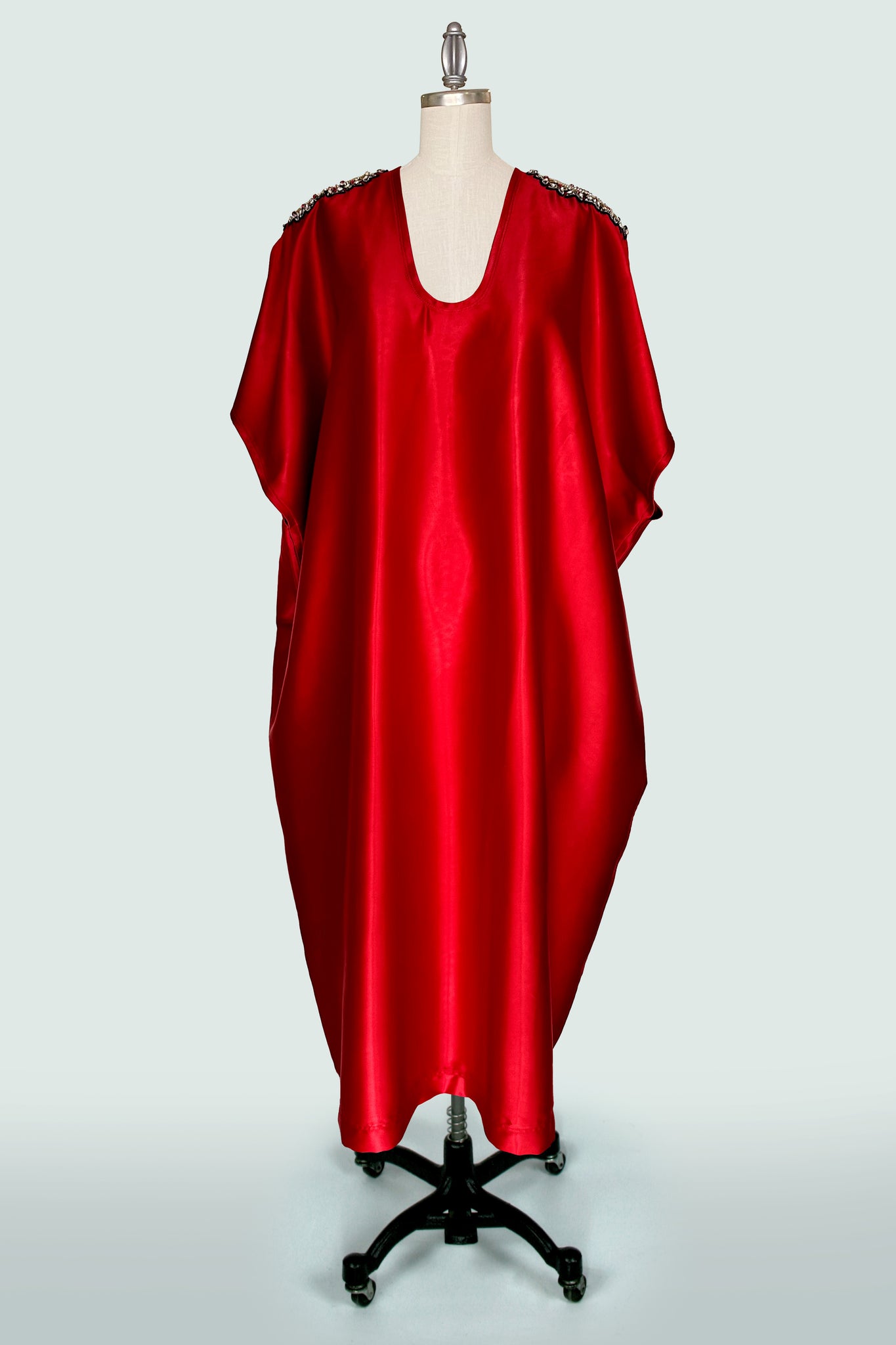 Cariño Drinking Gown